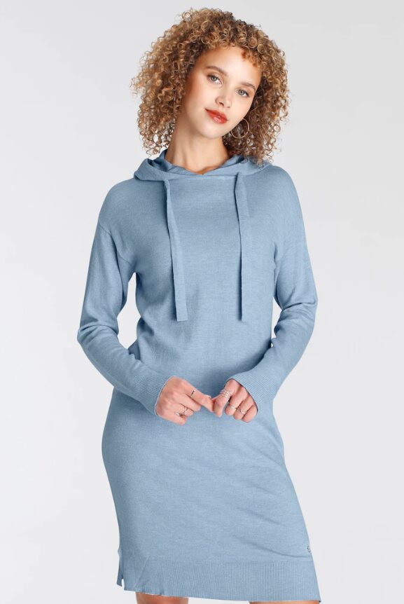 Hellblaues Strick-Hoodie-Kleid – Gemütlich & Lässig