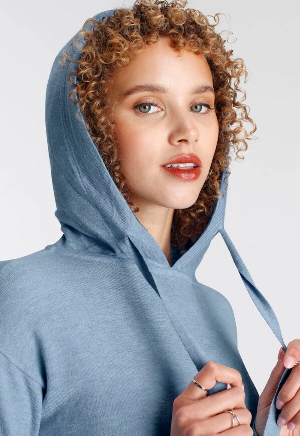 Hellblaues Strick-Hoodie-Kleid – Gemütlich & Lässig
